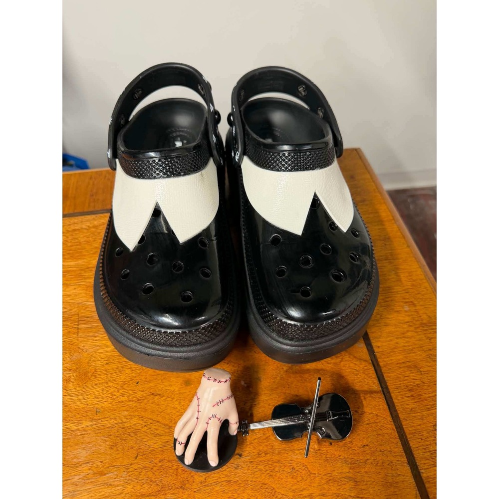 Crocs Womens 9 Black Wednesday Stomp Clog Platform Goth Collar Addams 209931-001